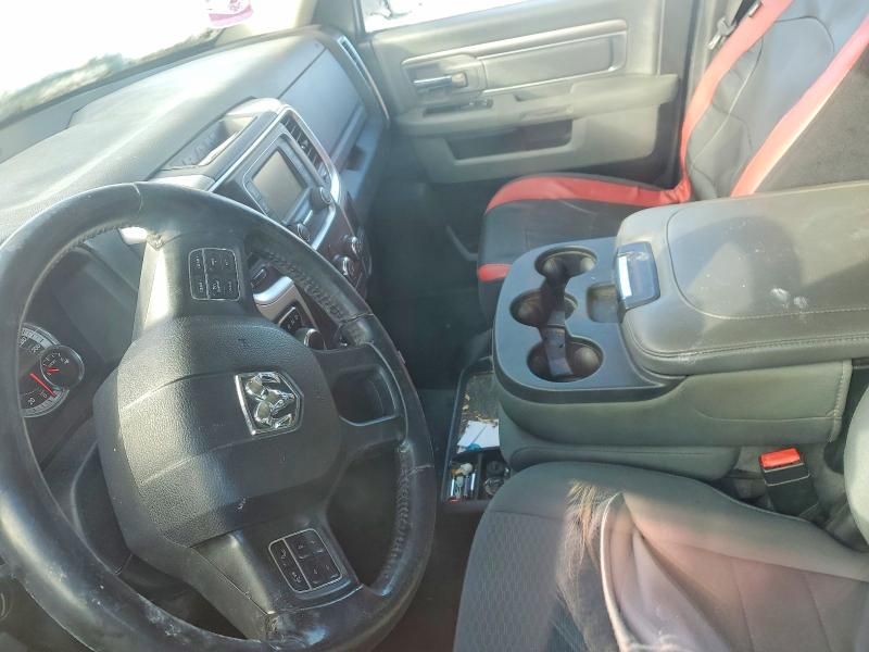 2016 Dodge RAM 1500 SLT