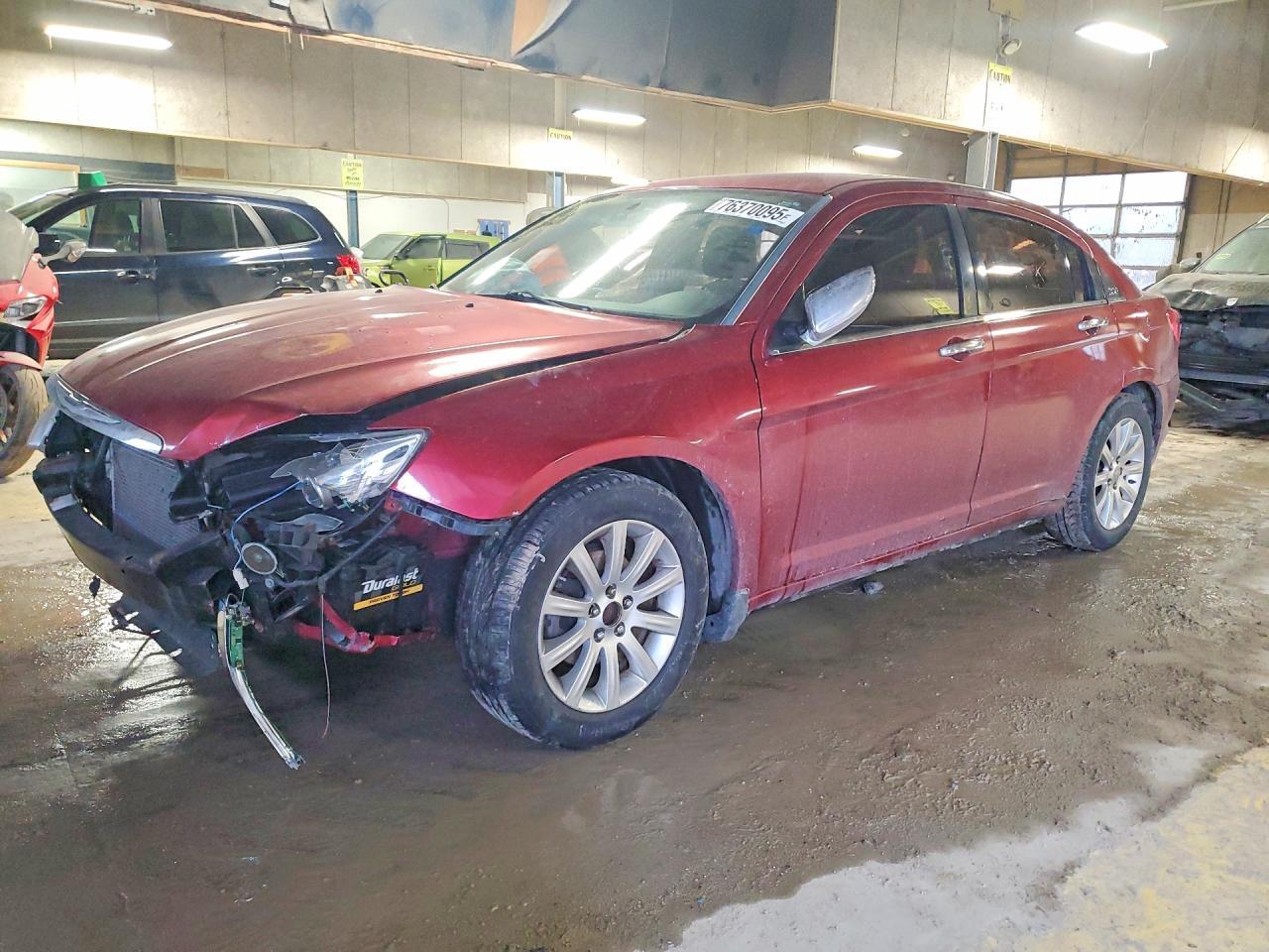 2013 Chrysler 200 Limited