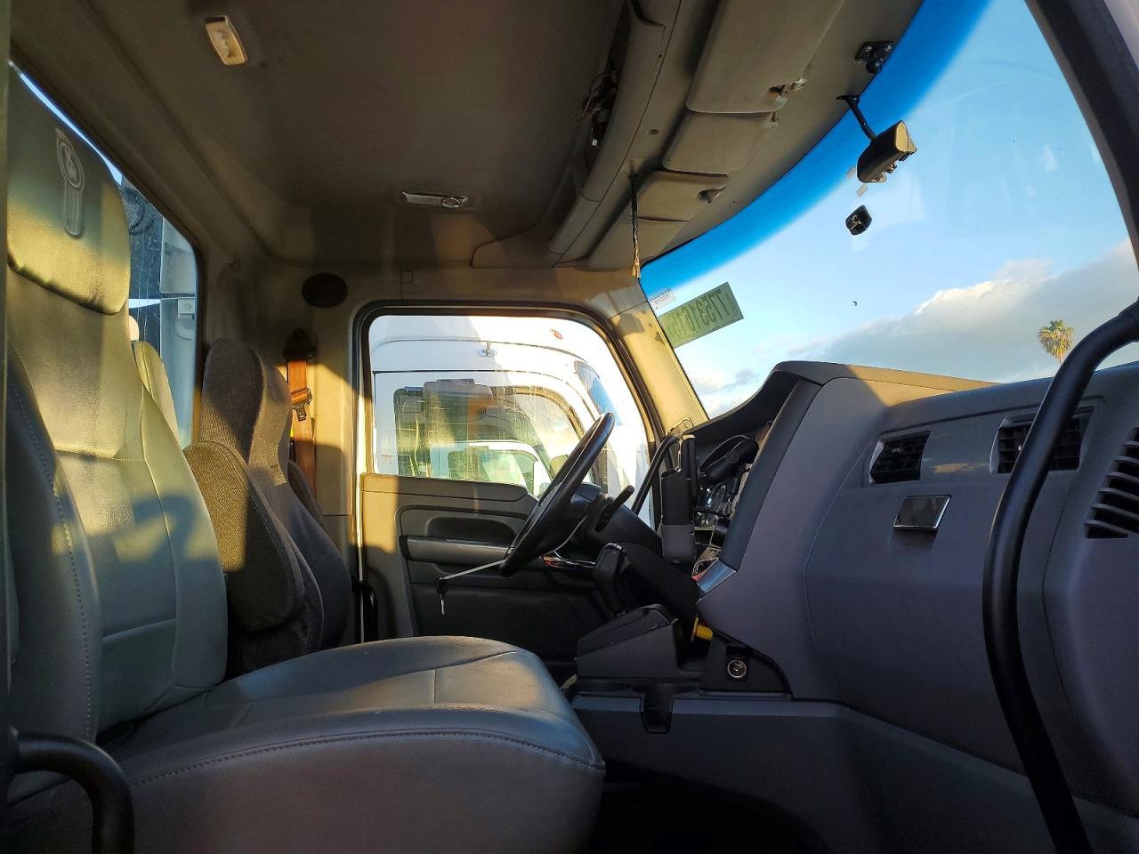 2016 Kenworth T680