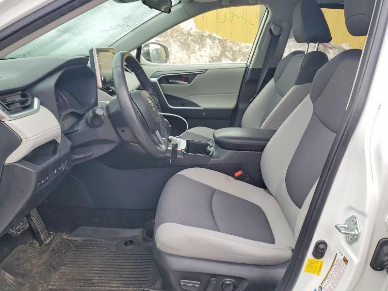 2022 Toyota Rav4 xle