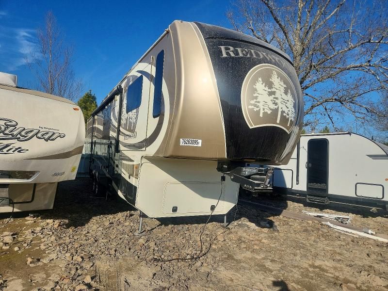 2014 Redwood Camper