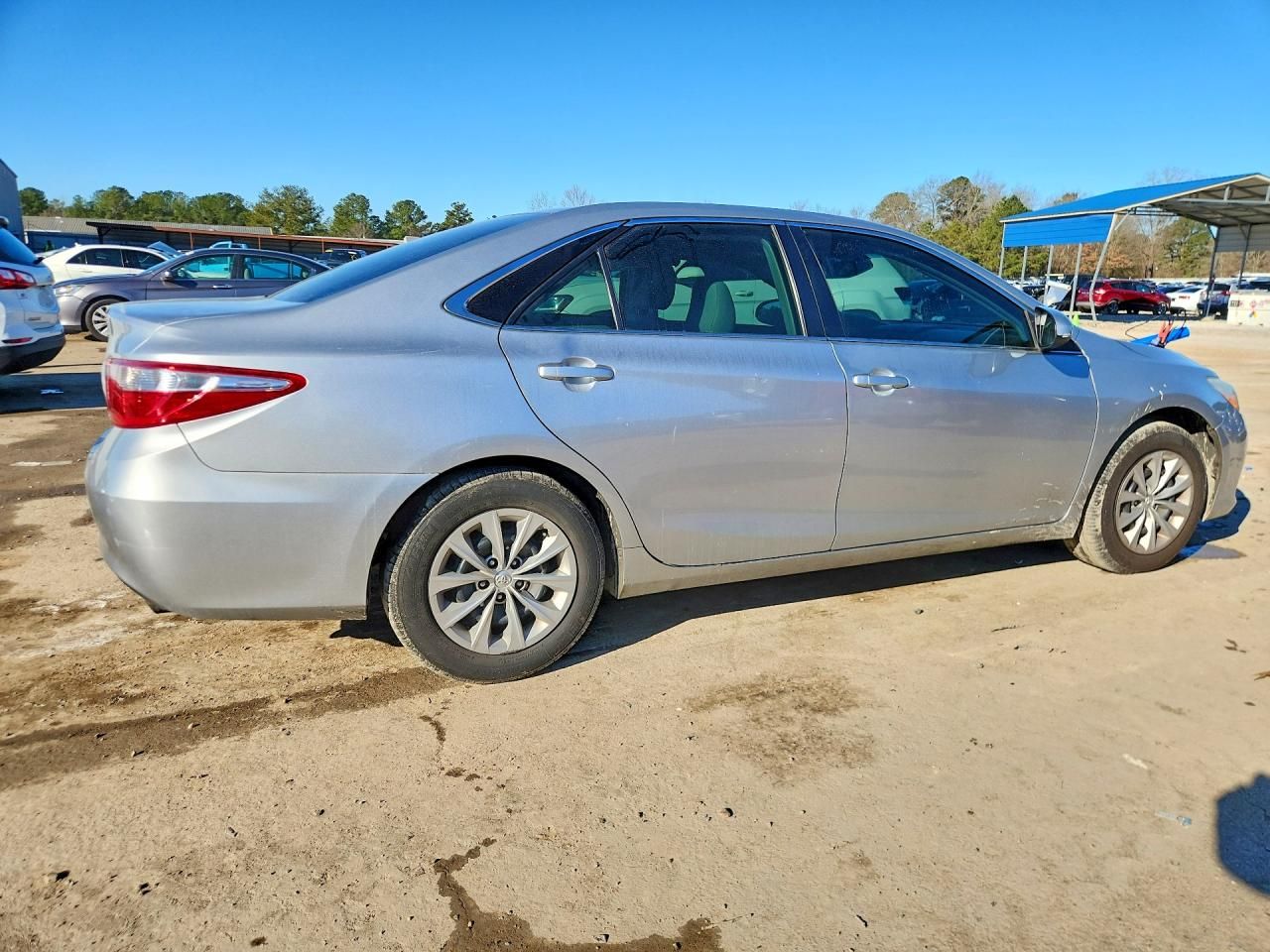 2016 Toyota Camry le