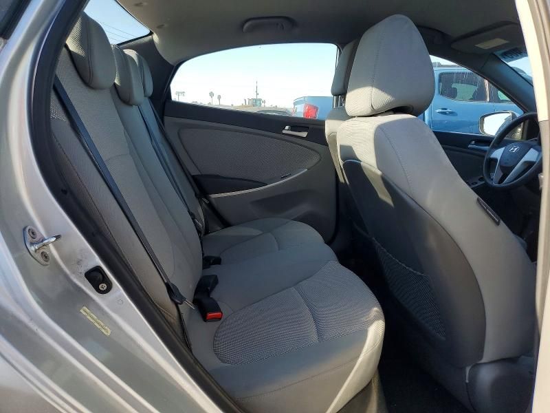 2012 Hyundai Accent gls