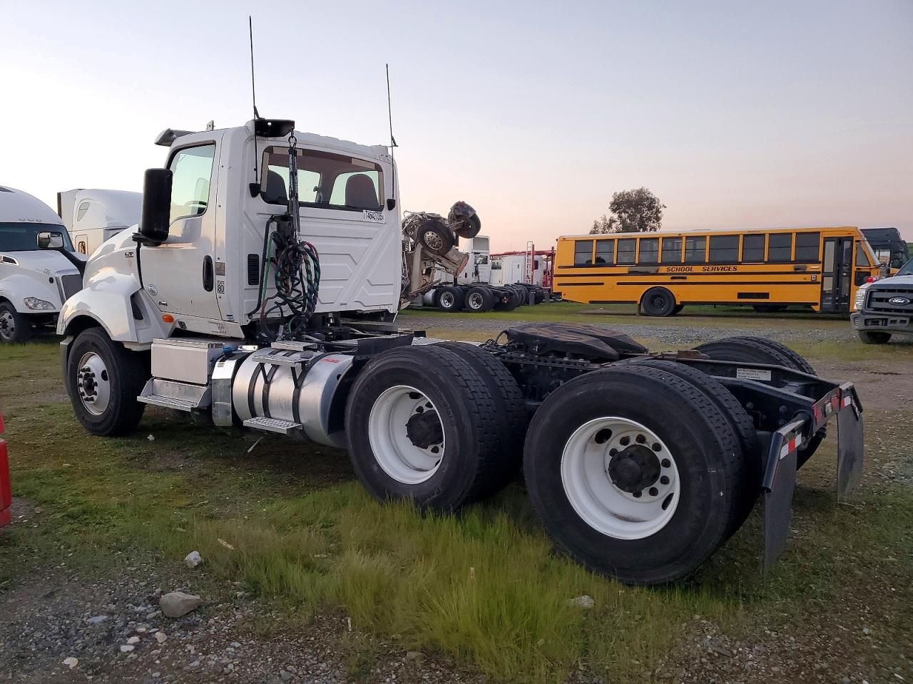 2019 International LT625 Semi Truck