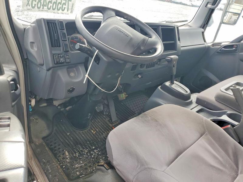 2018 Isuzu NQR BOX Truck