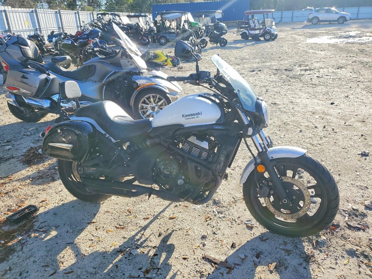 2018 Kawasaki EN650 C