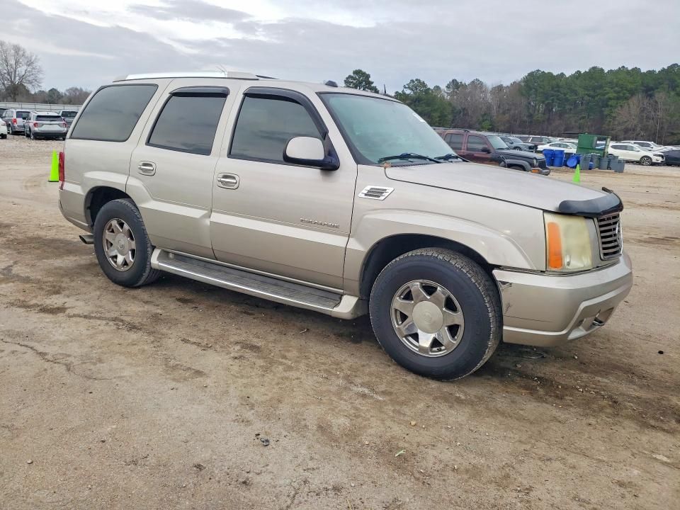 2004 Cadillac Escalade Luxury