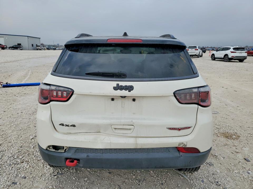 2020 Jeep Compass Trailhawk