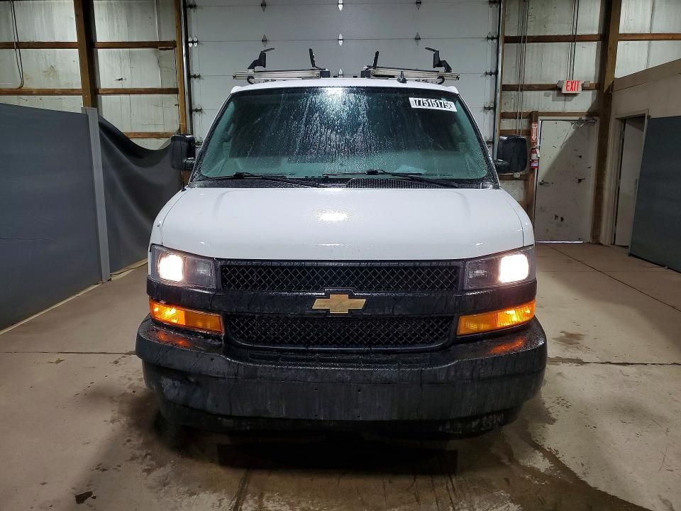 2021 Chevrolet Express 2500 Cargo Utility / Service van