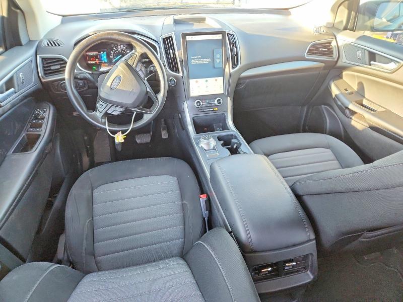 2021 Ford Edge se