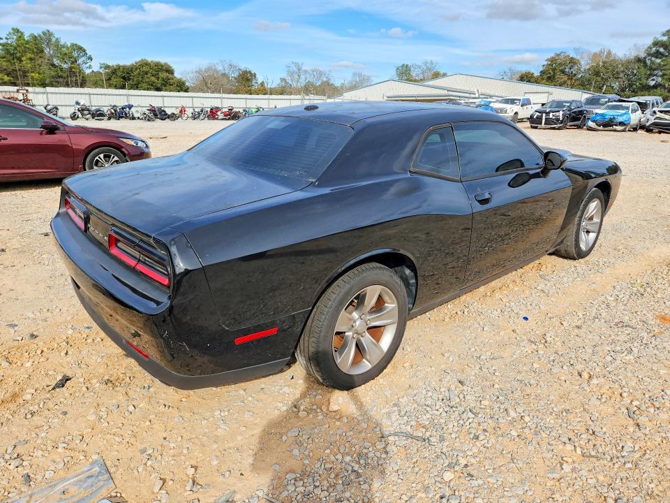 2016 Dodge Challenger sxt