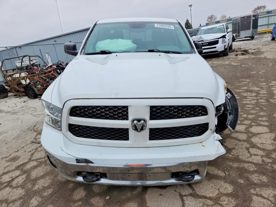 2017 Ram Trucks 1500 SLT