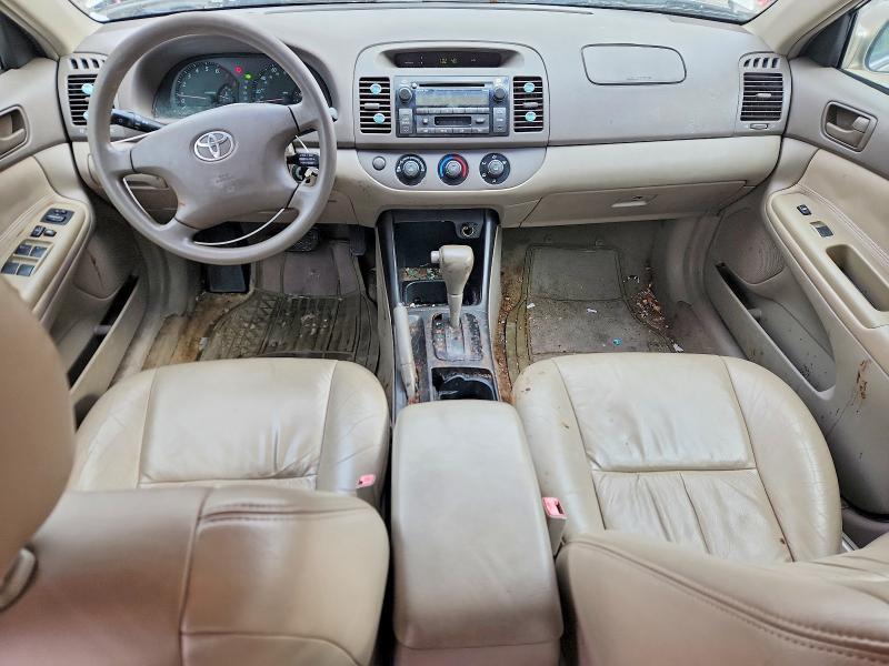 2003 Toyota Camry le