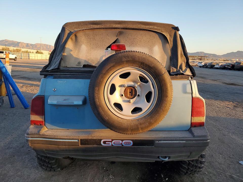 1995 GEO Tracker