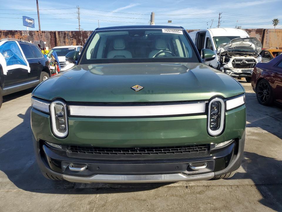 2023 Rivian R1S Adventure