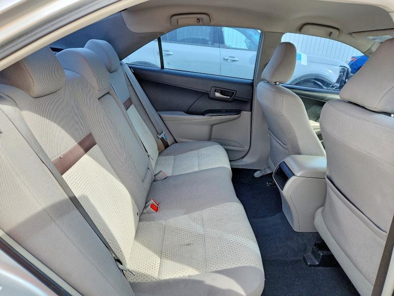 2014 Toyota Camry le