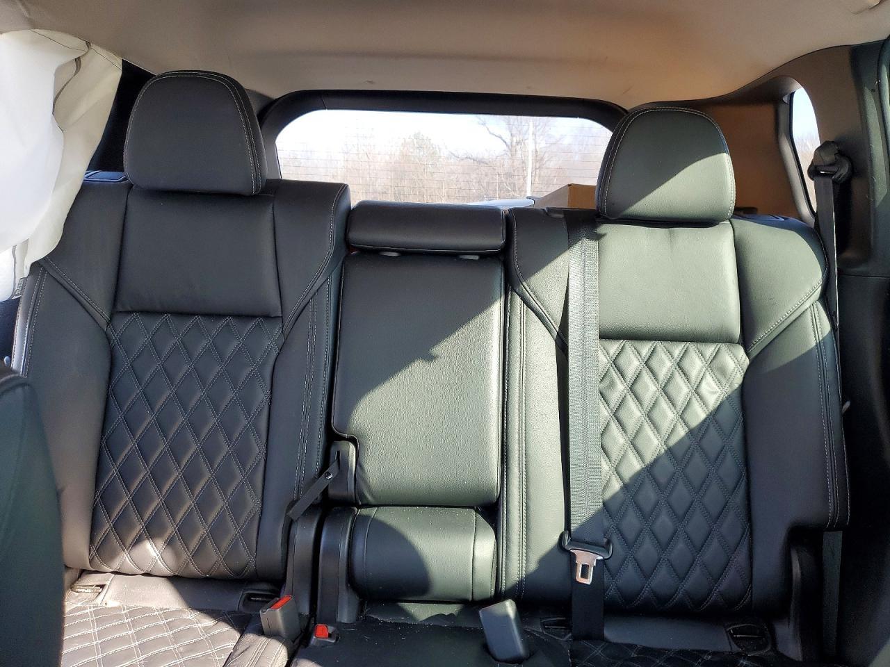 2023 Mitsubishi Outlander sel