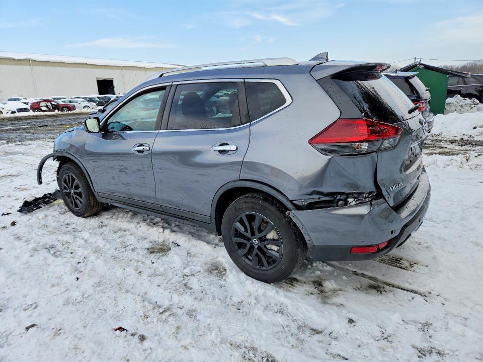 2020 Nissan Rogue sv