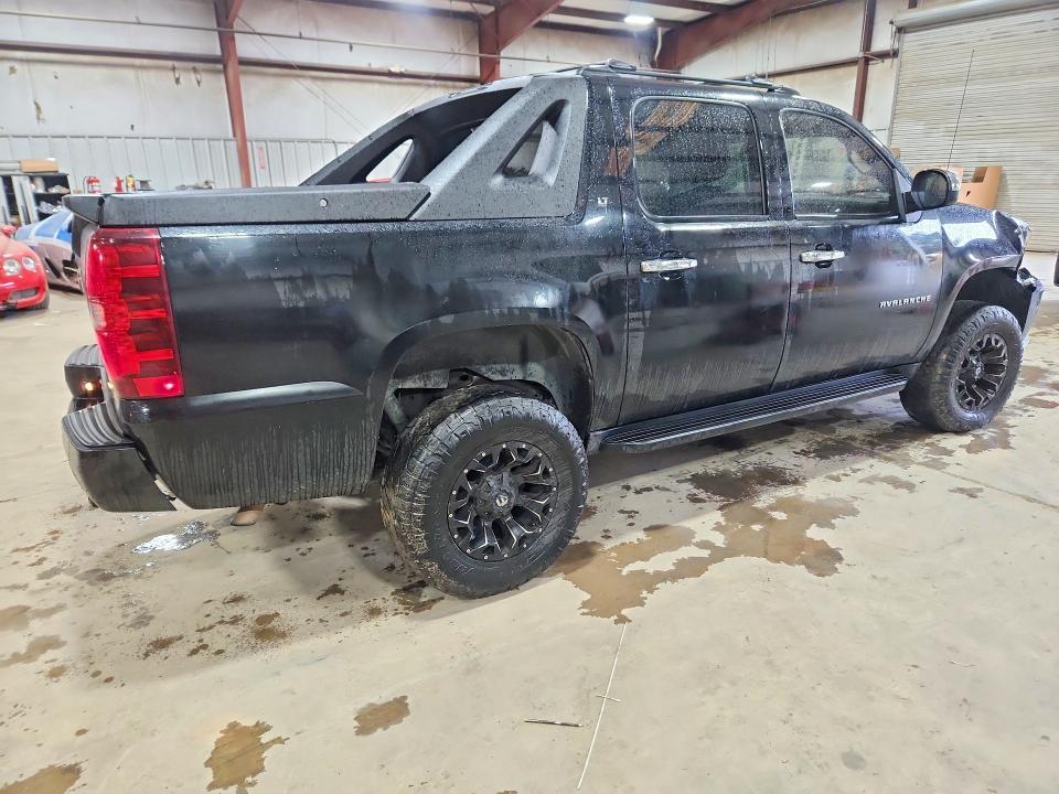 2011 Chevrolet Avalanche lt