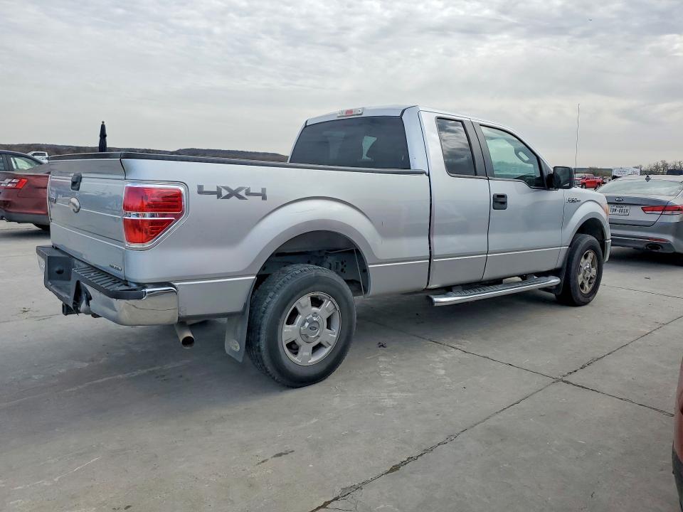 2011 Ford F150 Super cab
