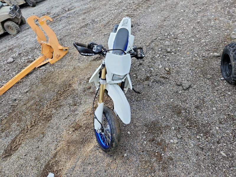 2023 Suzuki DR-Z400 SM