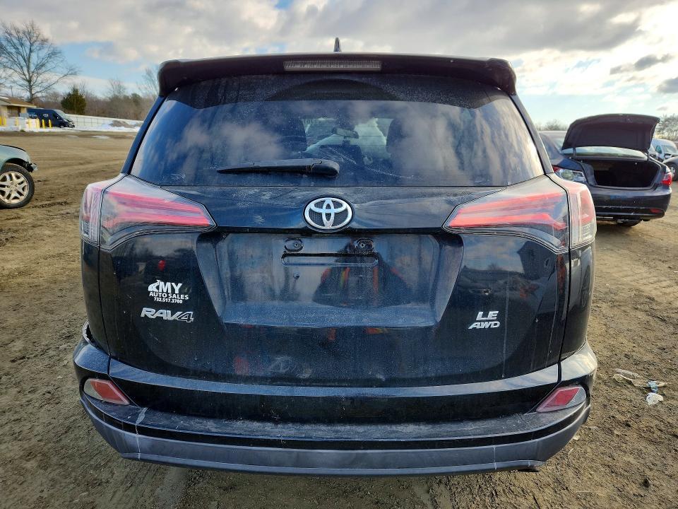 2018 Toyota Rav4 le