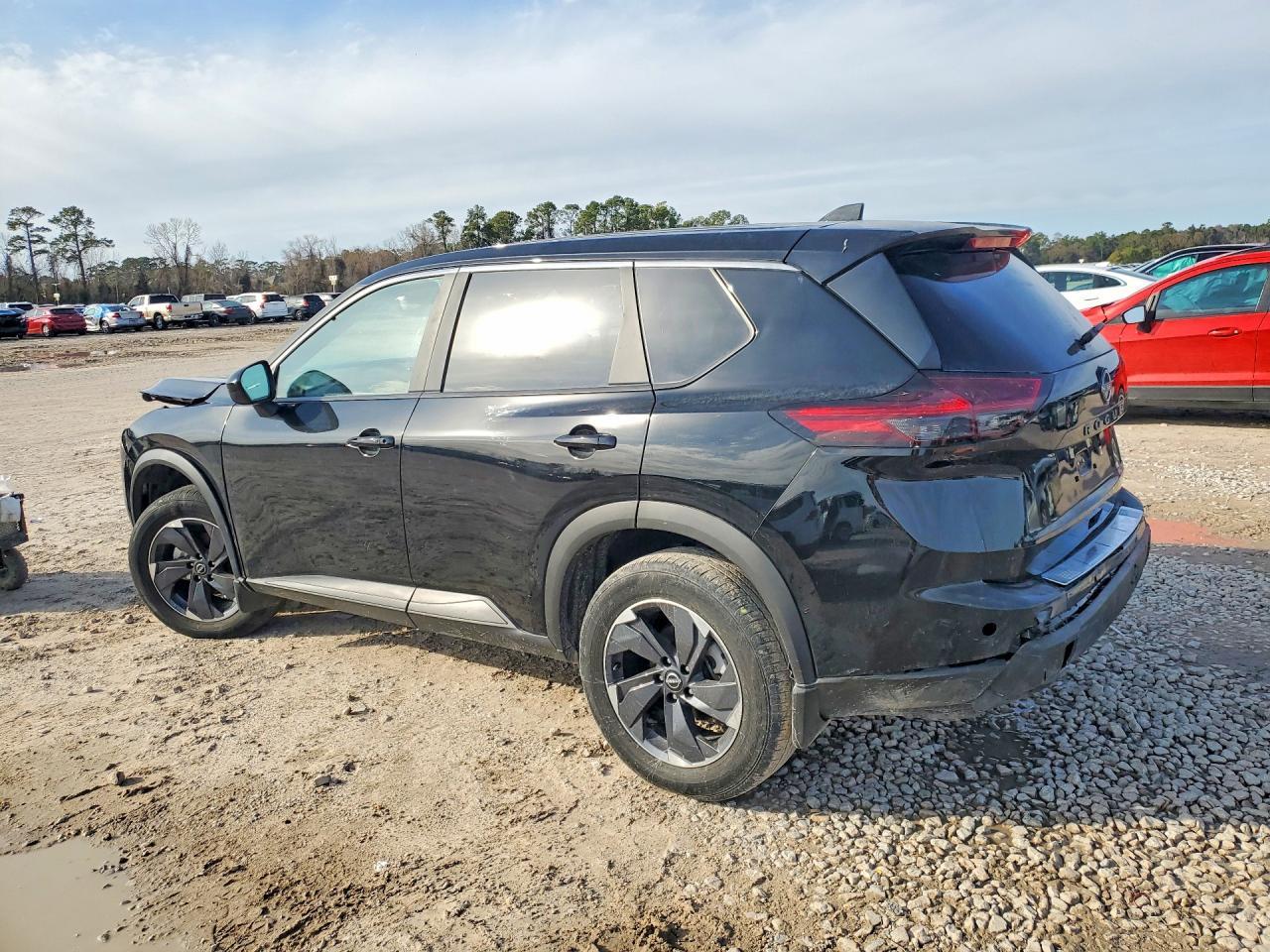 2025 Nissan Rogue sv