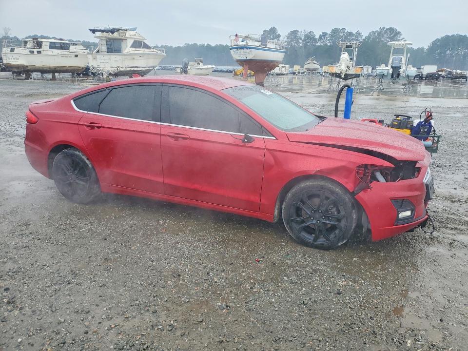 2020 Ford Fusion se