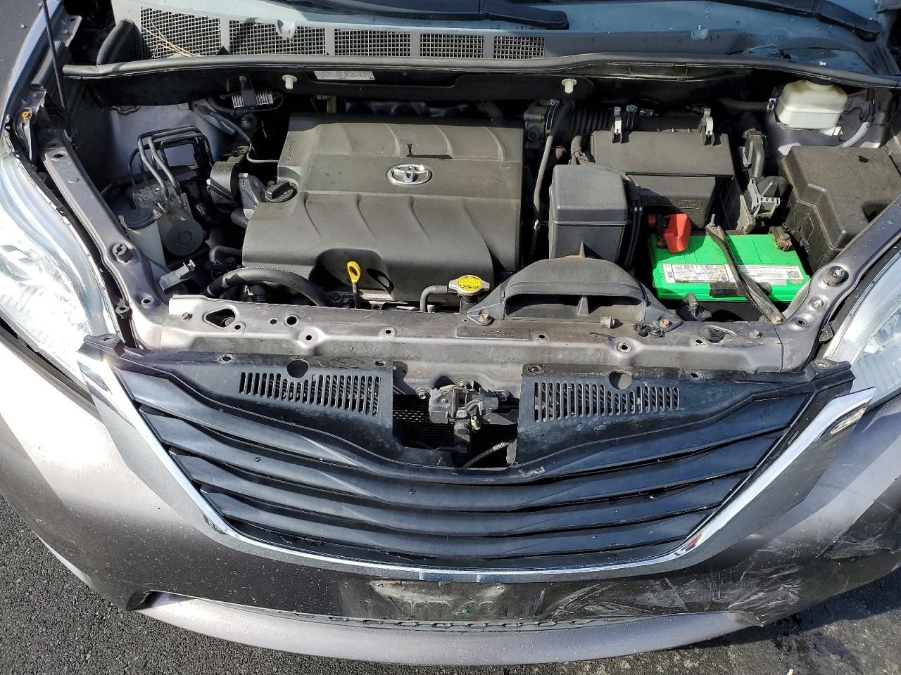 2012 Toyota Sienna le