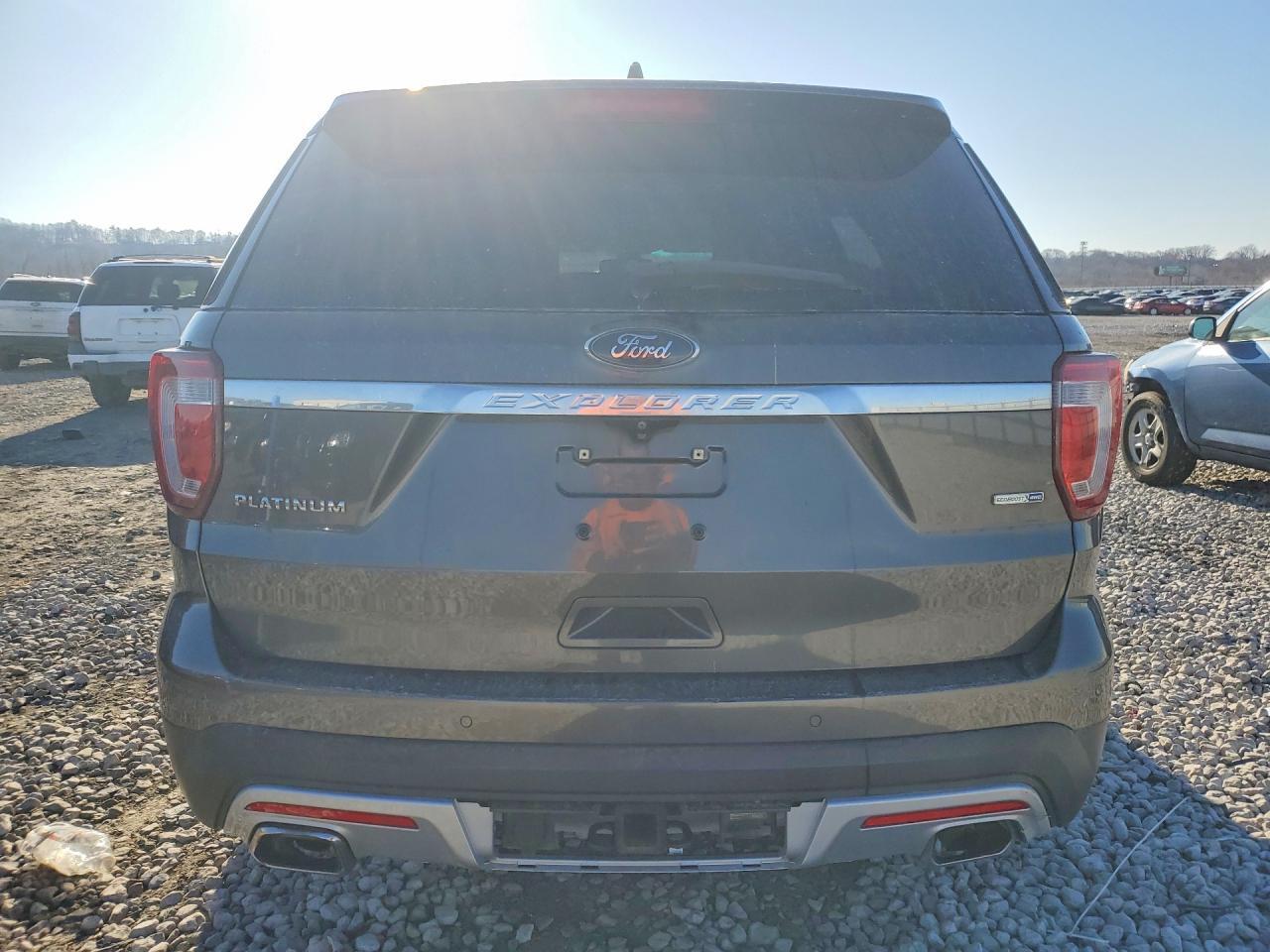 2016 Ford Explorer Platinum