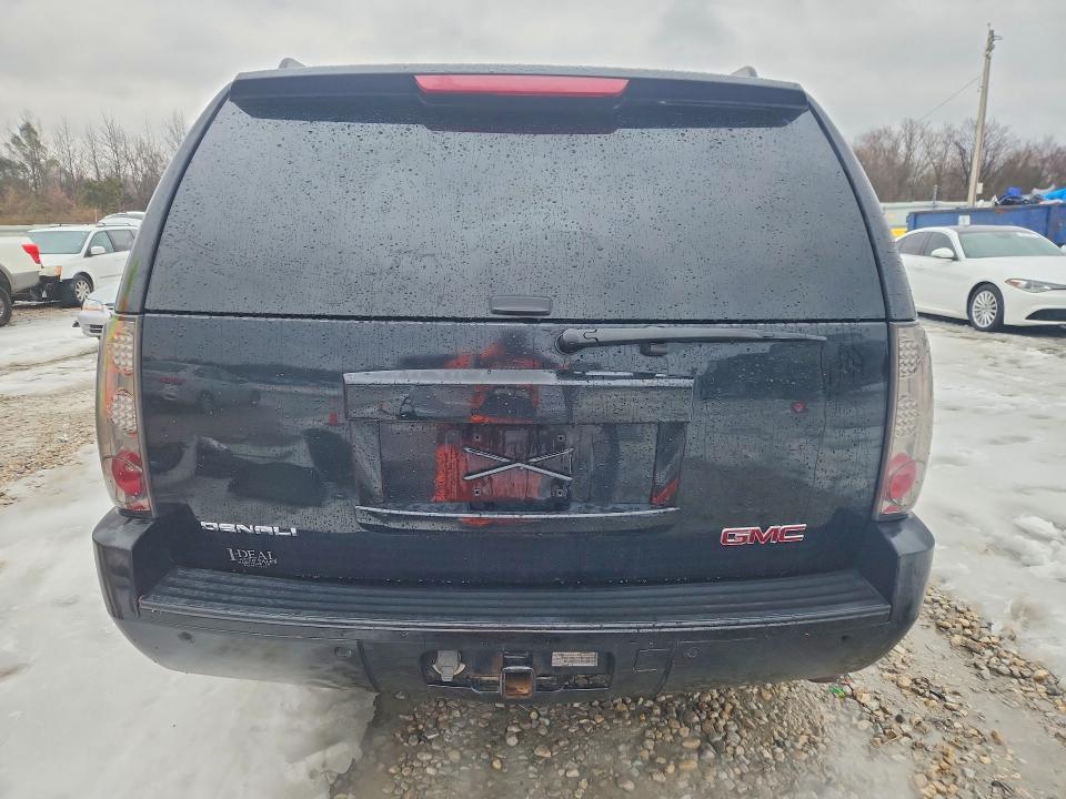 2007 GMC Yukon Denali