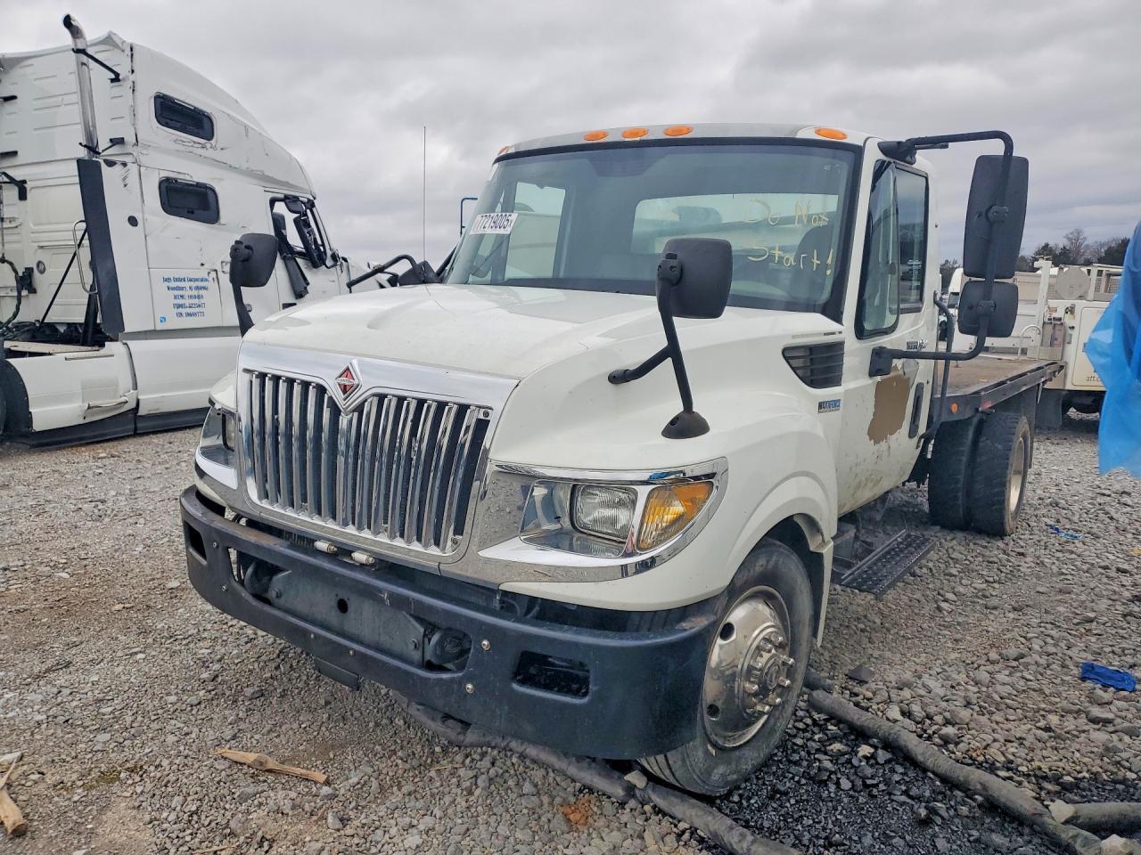 2013 International Terrastar Flatbed Truck