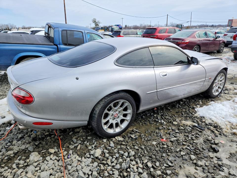 2002 Jaguar XKR