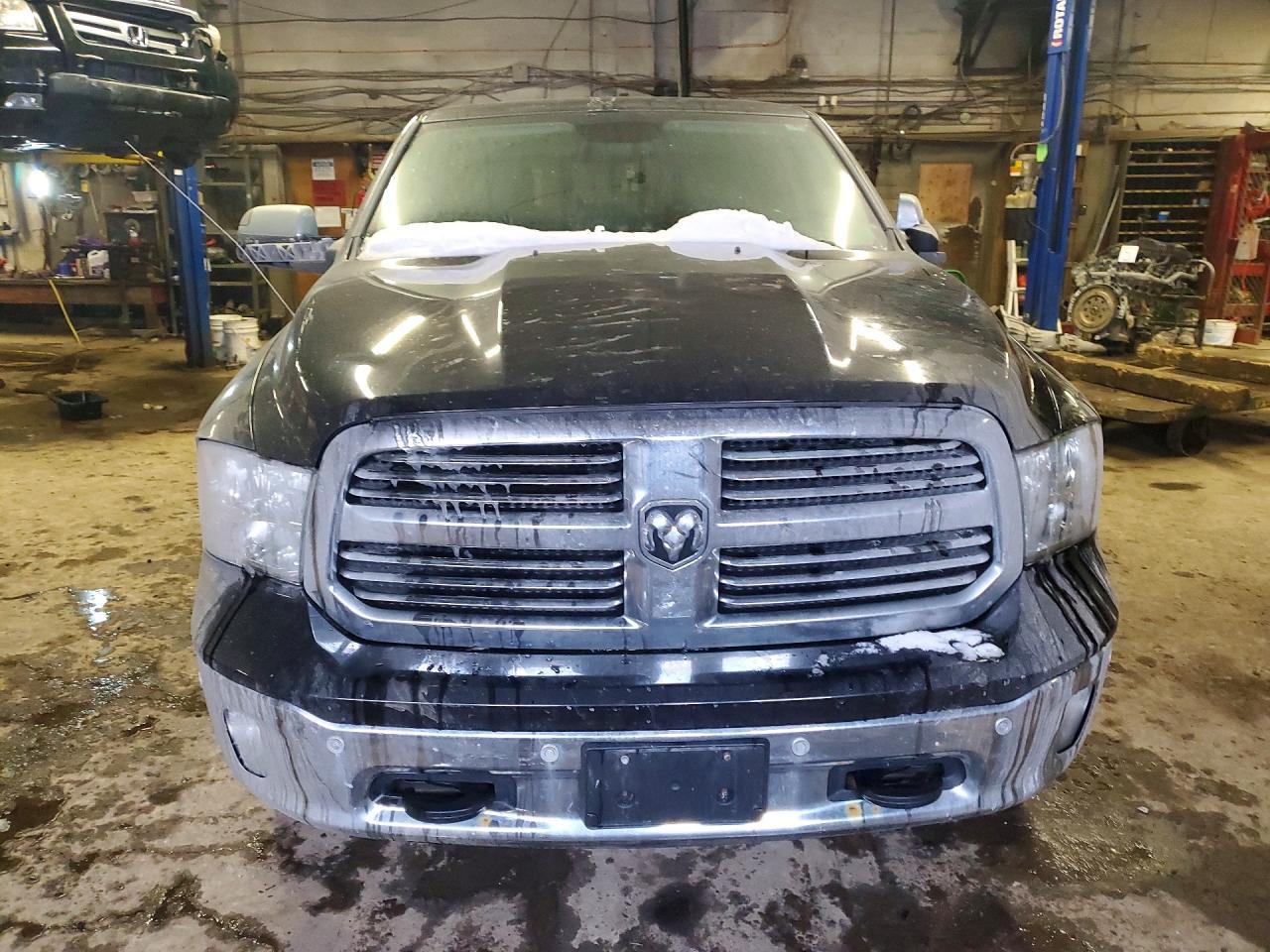 2017 Dodge RAM 1500 SLT