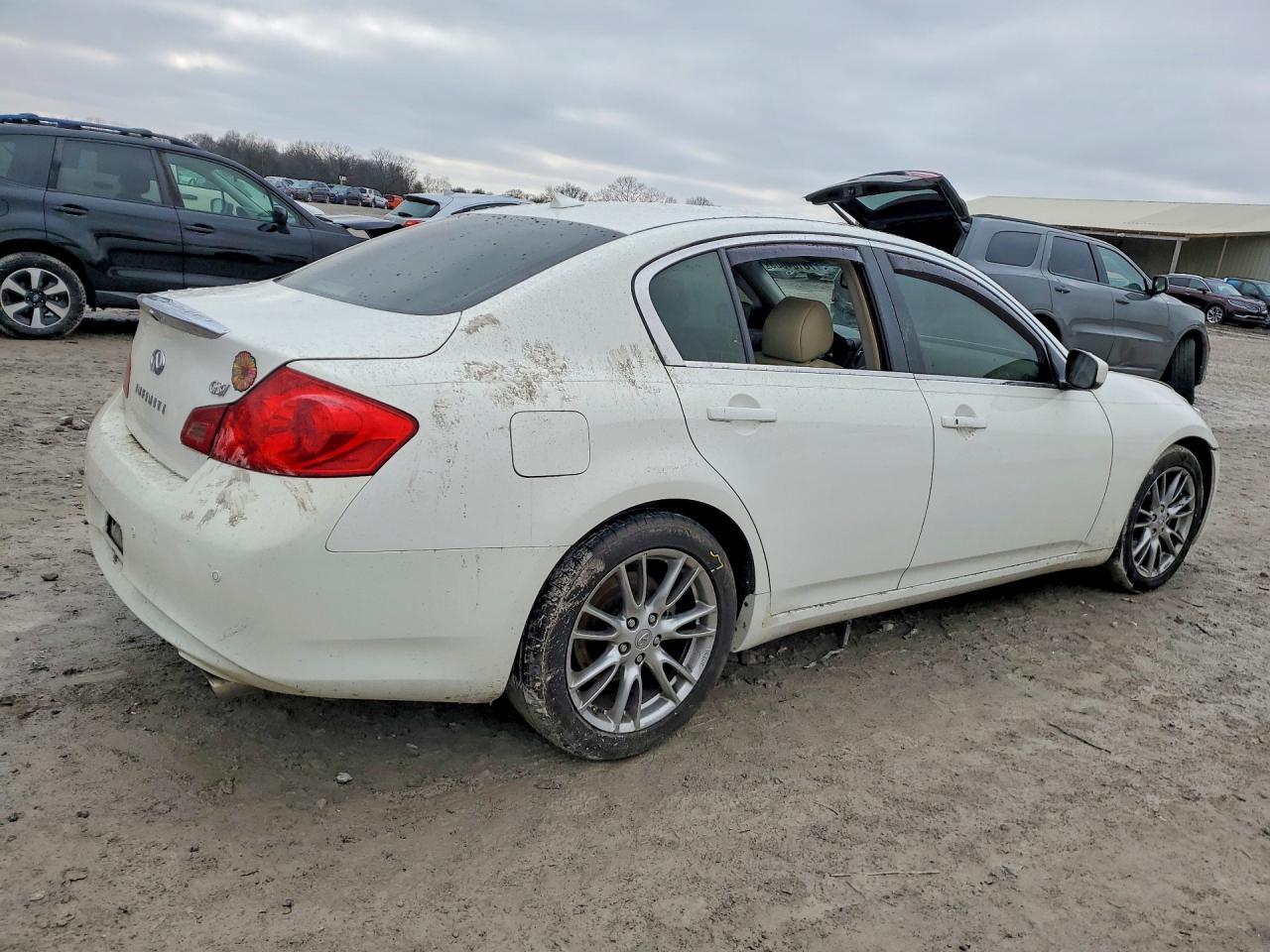 2012 Infinity G37