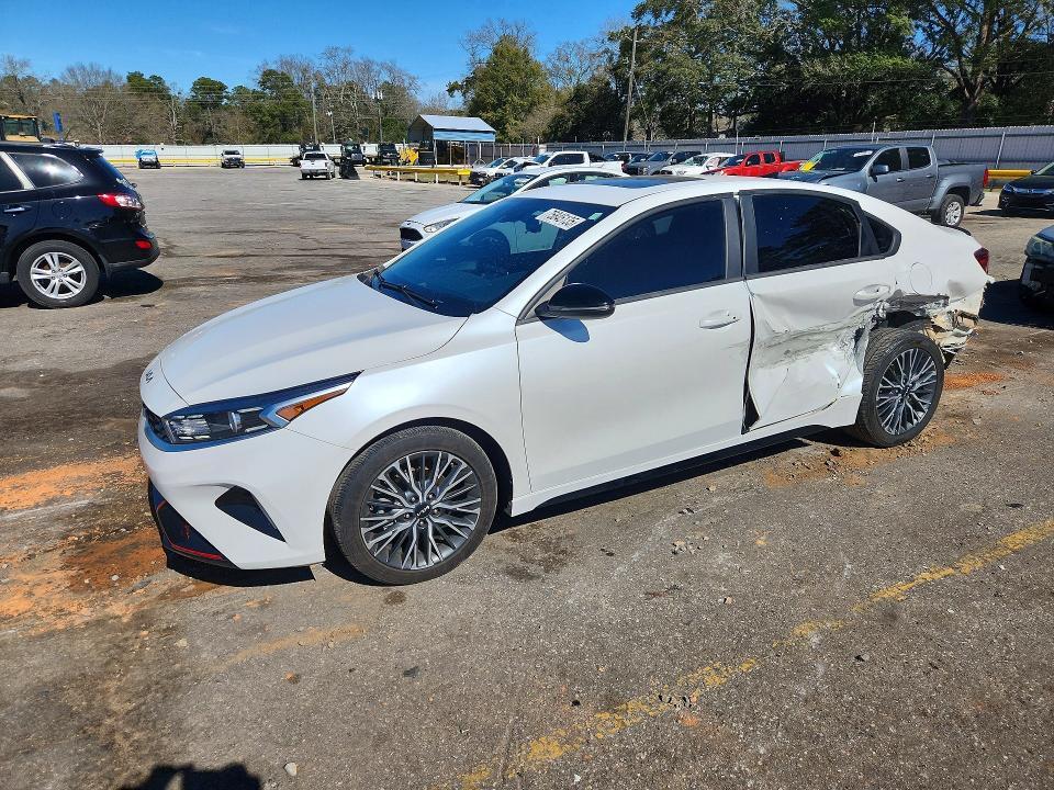 2023 KIA Forte gt Line