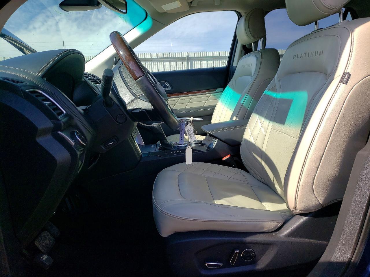 2016 Ford Explorer Platinum