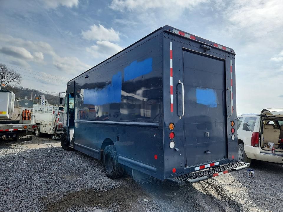 2021 Freightliner Mt45g Chassis Delivery Truck