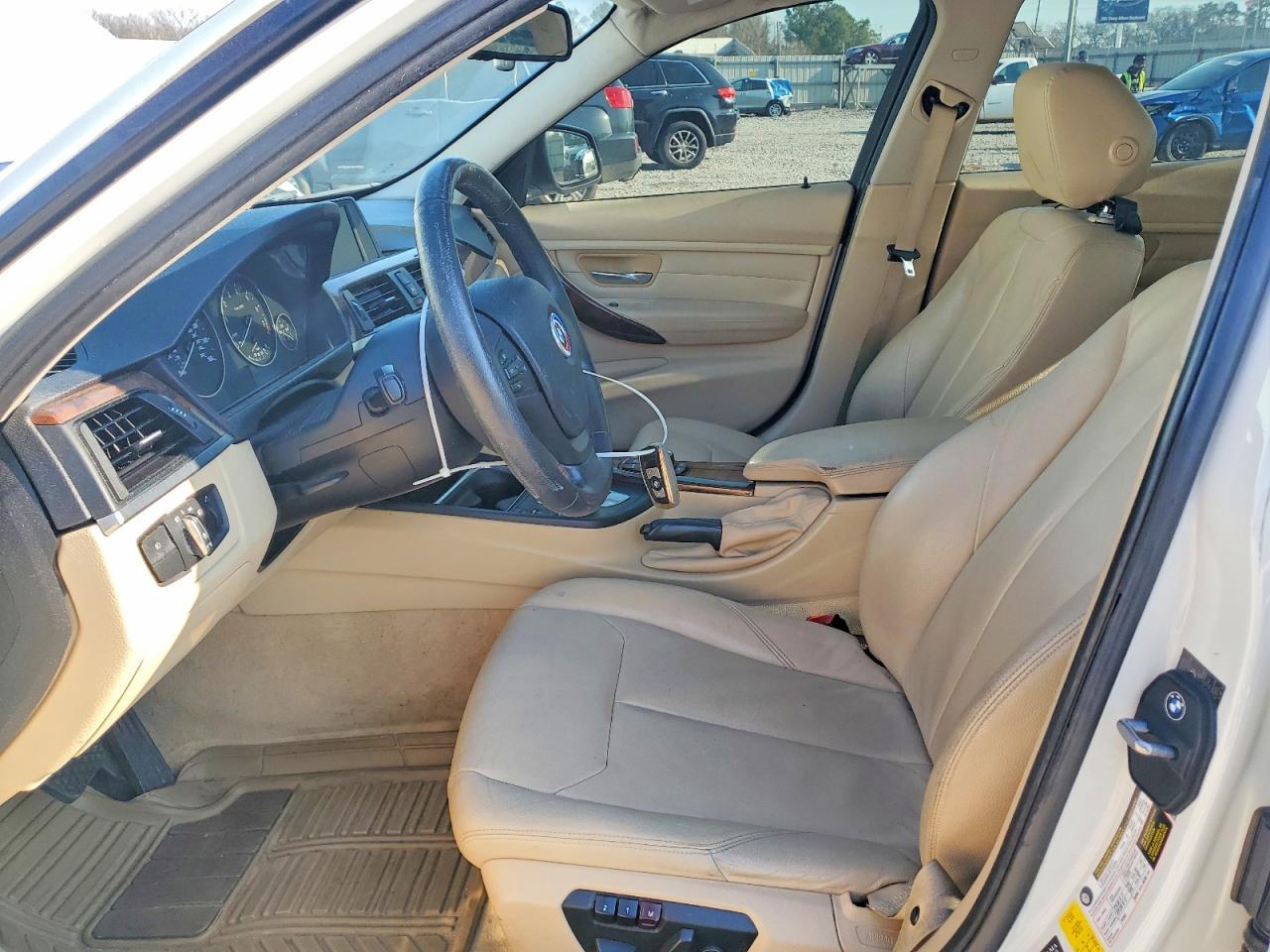 2013 BMW 328 i