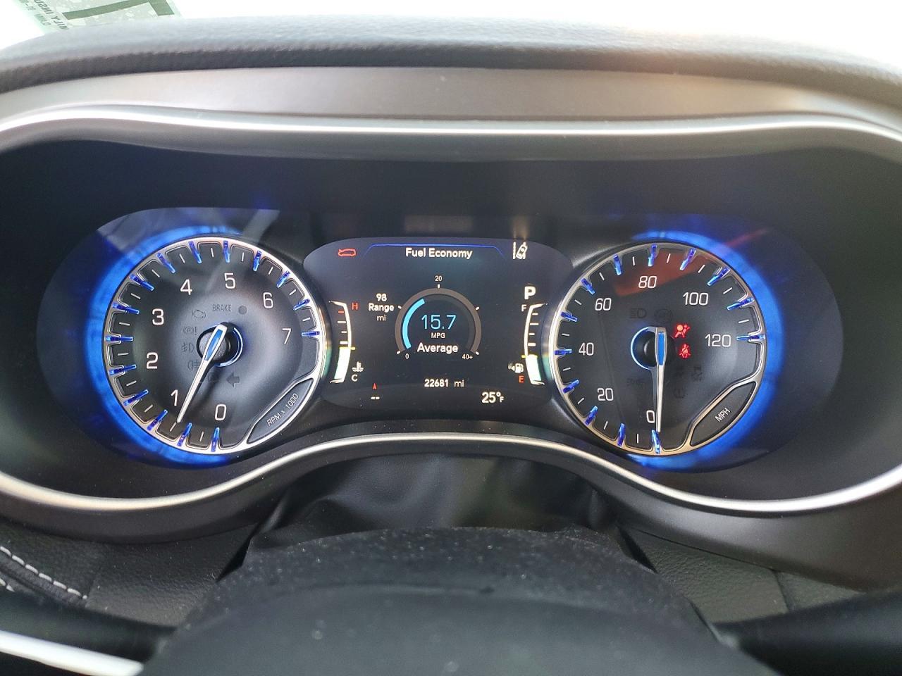 2023 Chrysler Pacifica Touring l