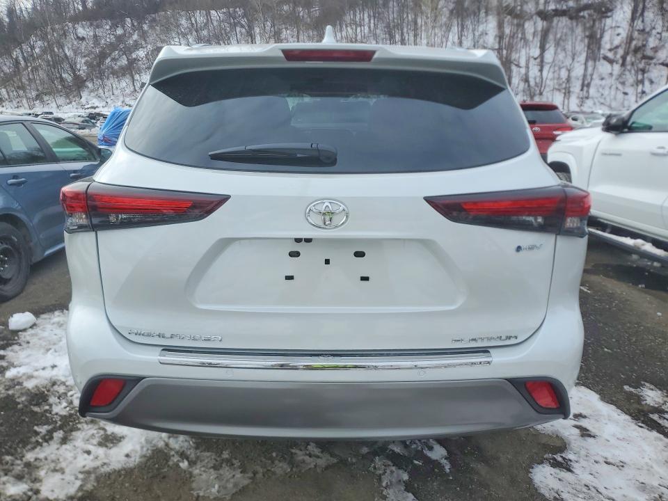 2025 Toyota Highlander Hybrid Limited
