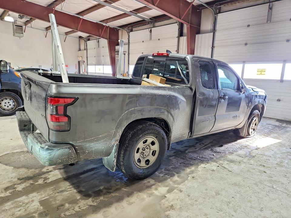2026 Nissan Frontier s