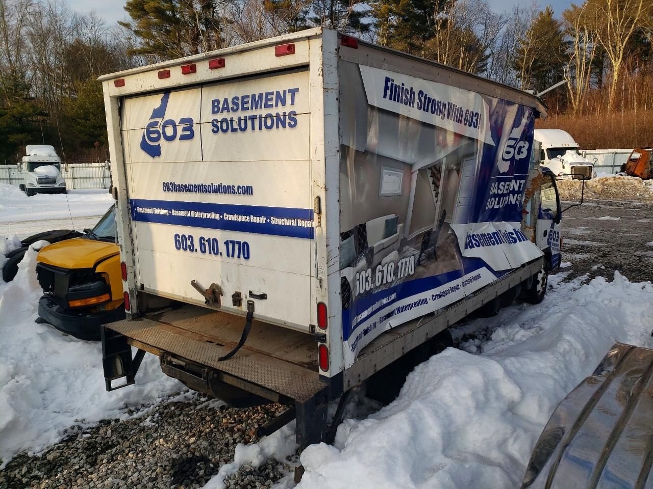 2000 Isuzu NPR BOX Truck