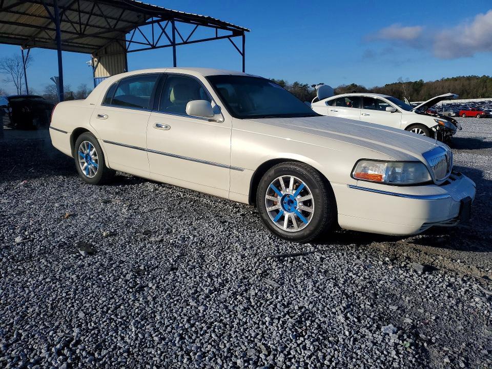 2007 Lincoln Town car Signature