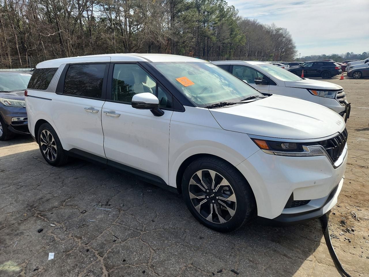 2022 KIA Carnival ex