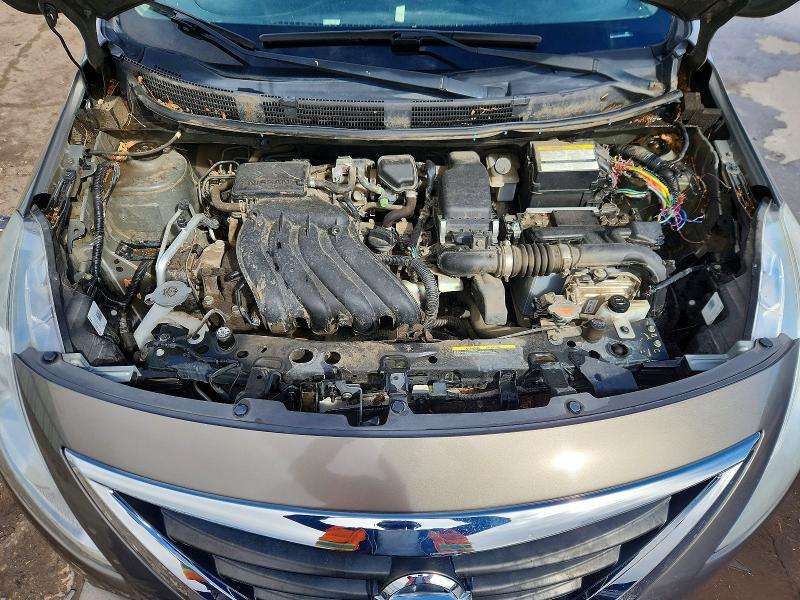 2015 Nissan Versa s