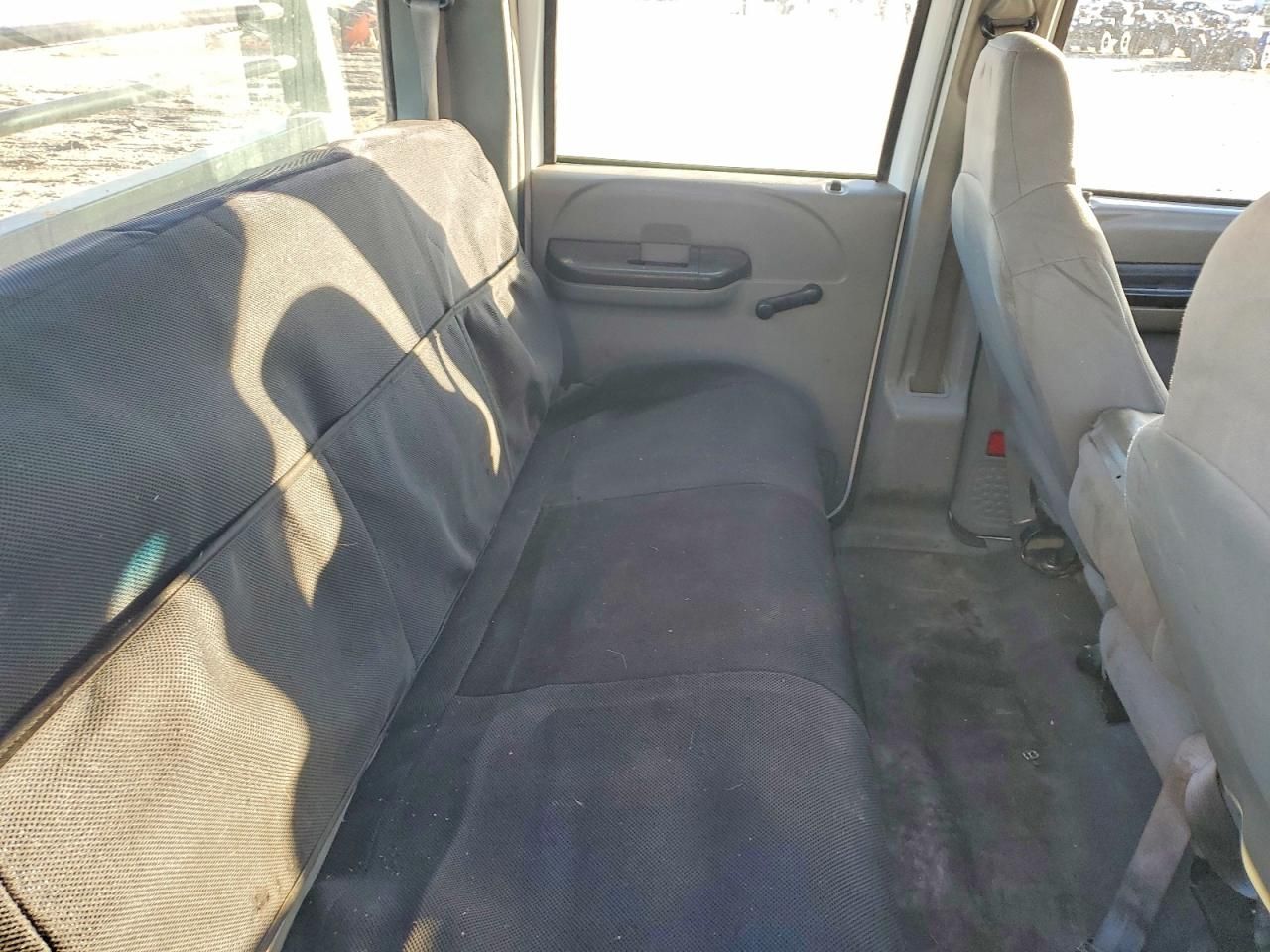 2006 Ford F450 Super Duty Flatbed Truck