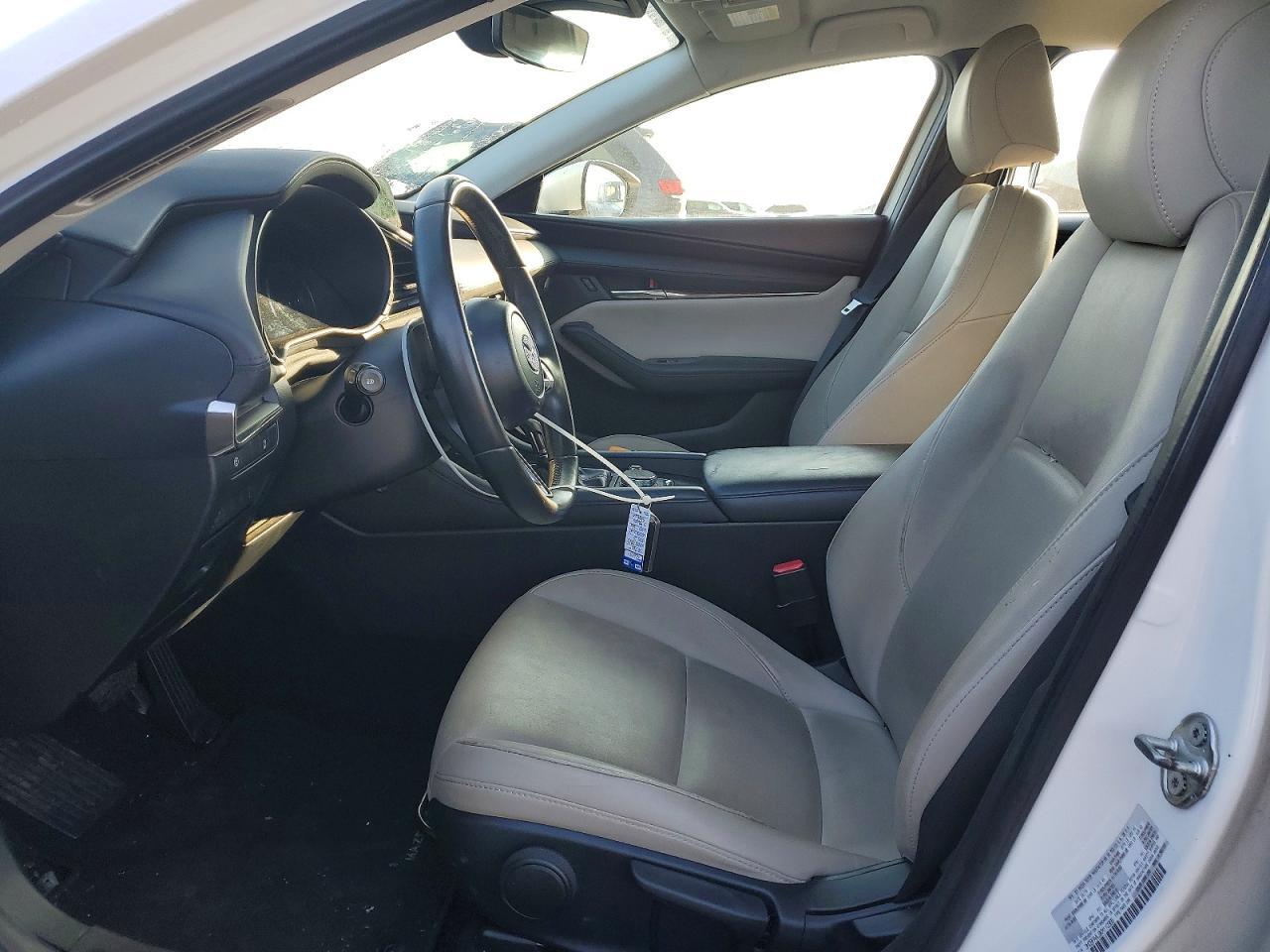 2019 Mazda 3 Select
