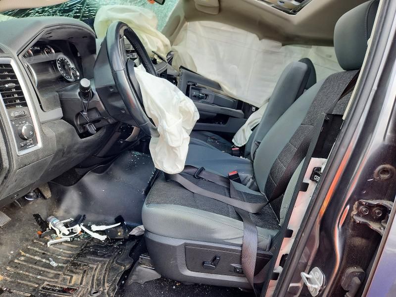 2019 Dodge Ram 1500 Classic slt