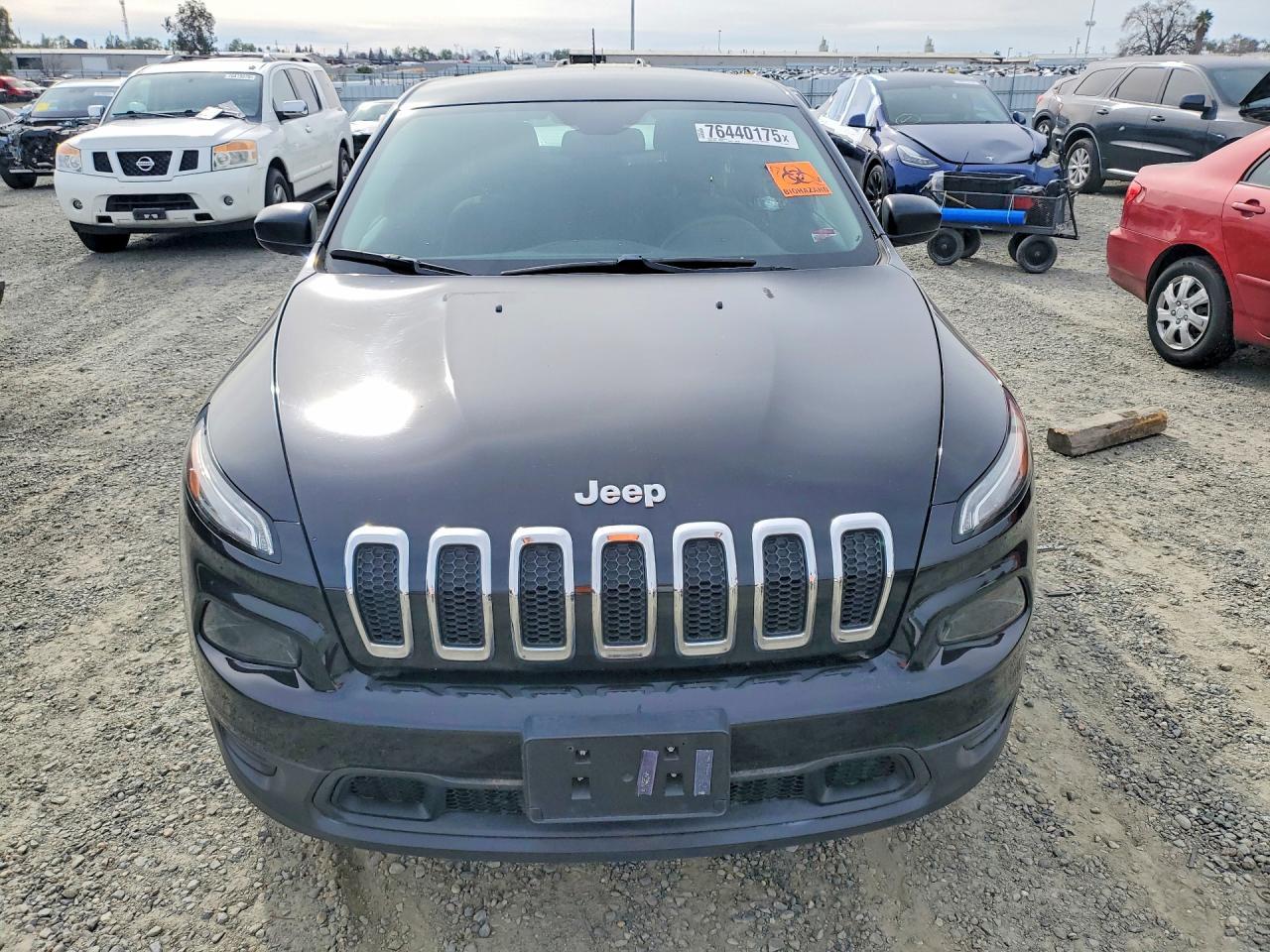 2017 Jeep Cherokee Sport